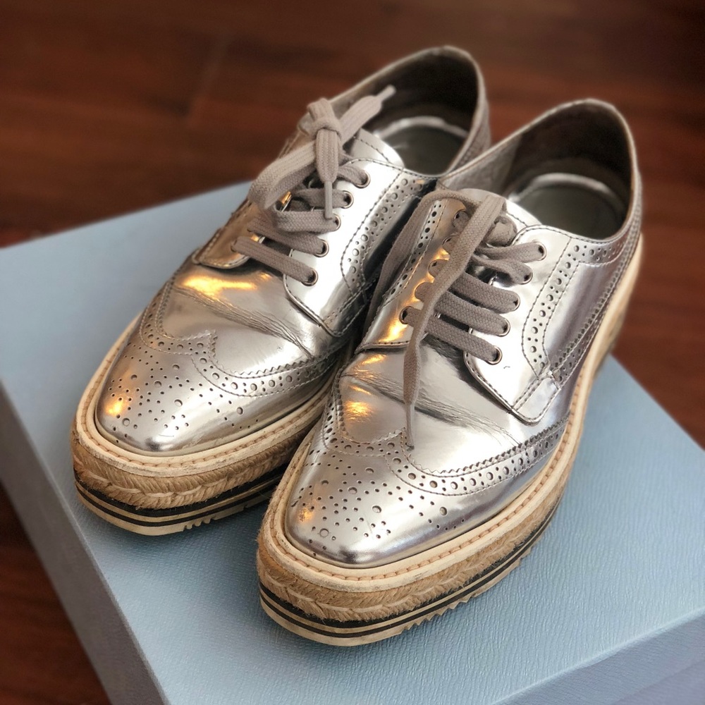 Prada Wingtip Leather Brogues